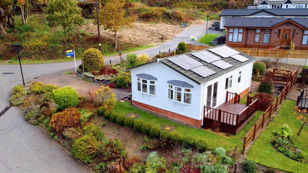 Main image of property: Bradford Way, Killarney Park, Nottingham