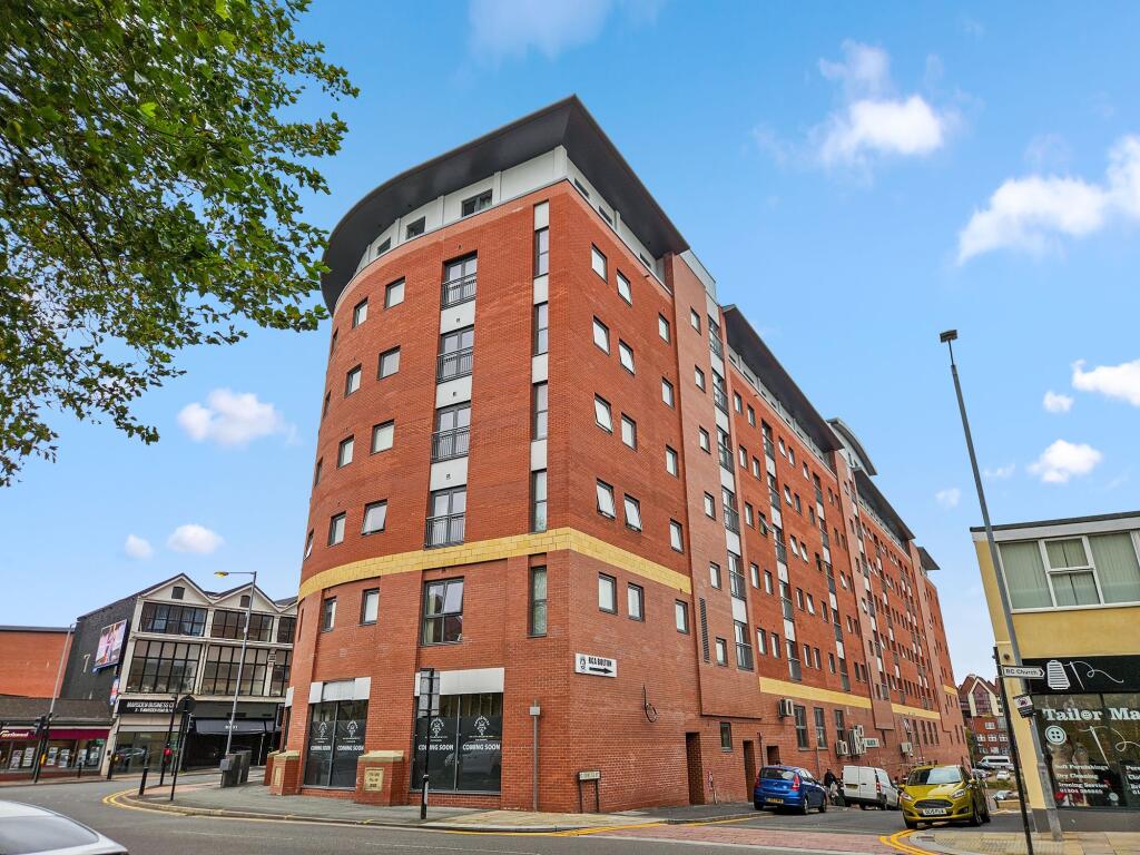 2 bedroom flat