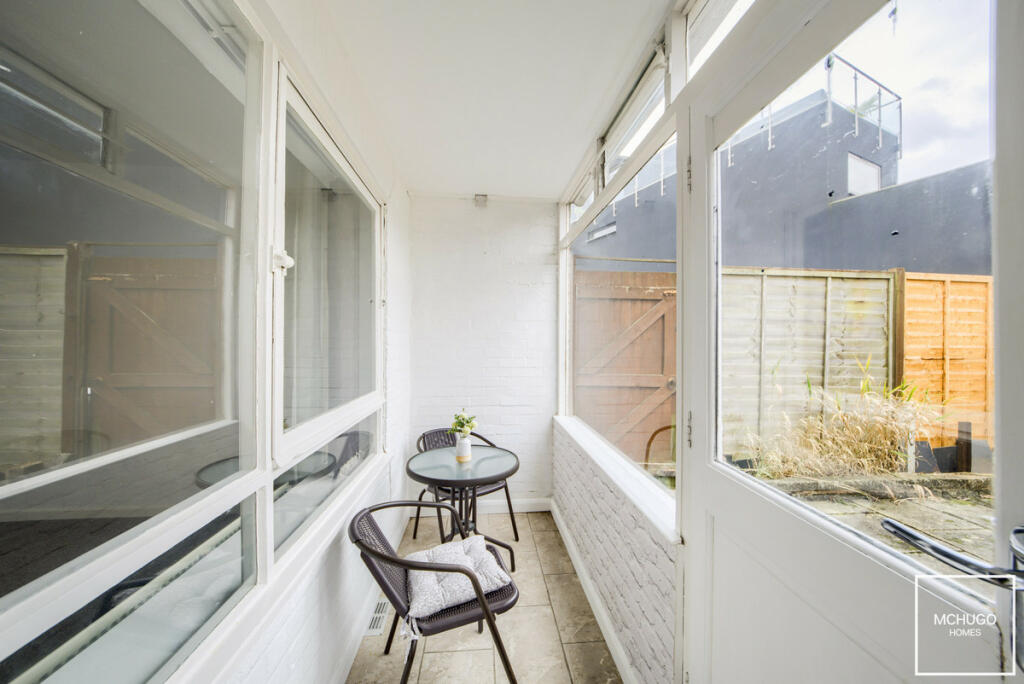 Additional property image - Starter home in Serpentine Road, Harborne, B17