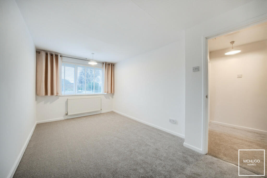 Additional property image - Starter home in Serpentine Road, Harborne, B17