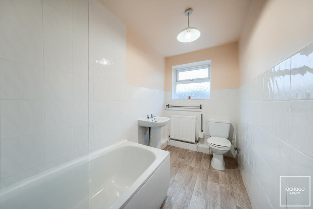 Additional property image - Starter home in Serpentine Road, Harborne, B17