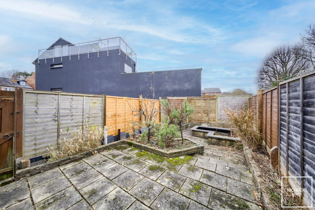 Additional property image - Starter home in Serpentine Road, Harborne, B17