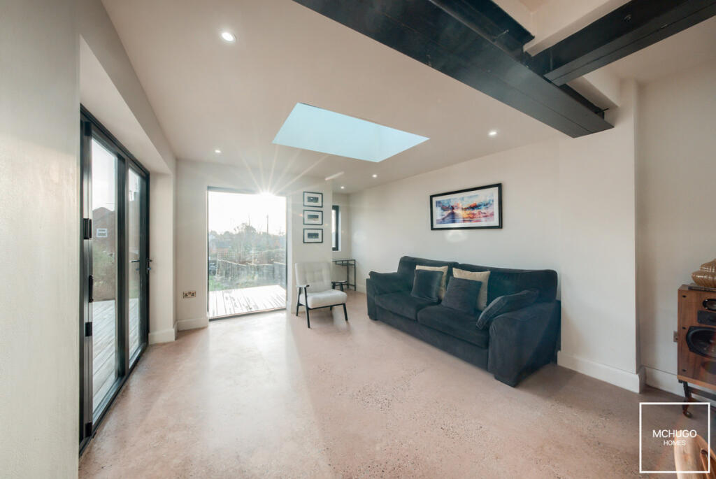 Additional property image - Stunning Open Plan Extension, Tennal Lane, B32