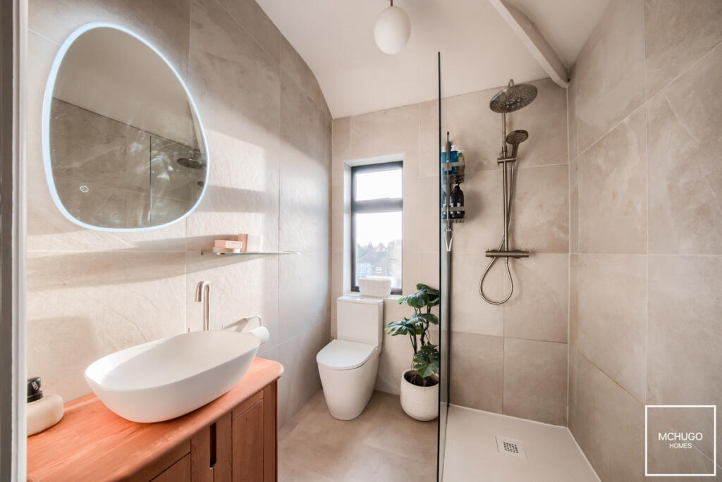 Additional property image - Stunning Open Plan Extension, Tennal Lane, B32