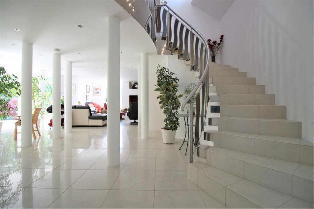 Additional property image - Ashley Drive South, Ashley Heath, Ringwood