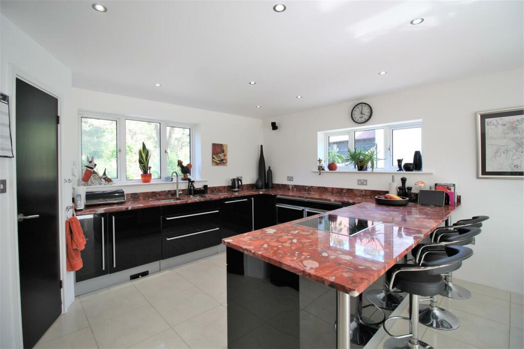 Additional property image - Ashley Drive South, Ashley Heath, Ringwood