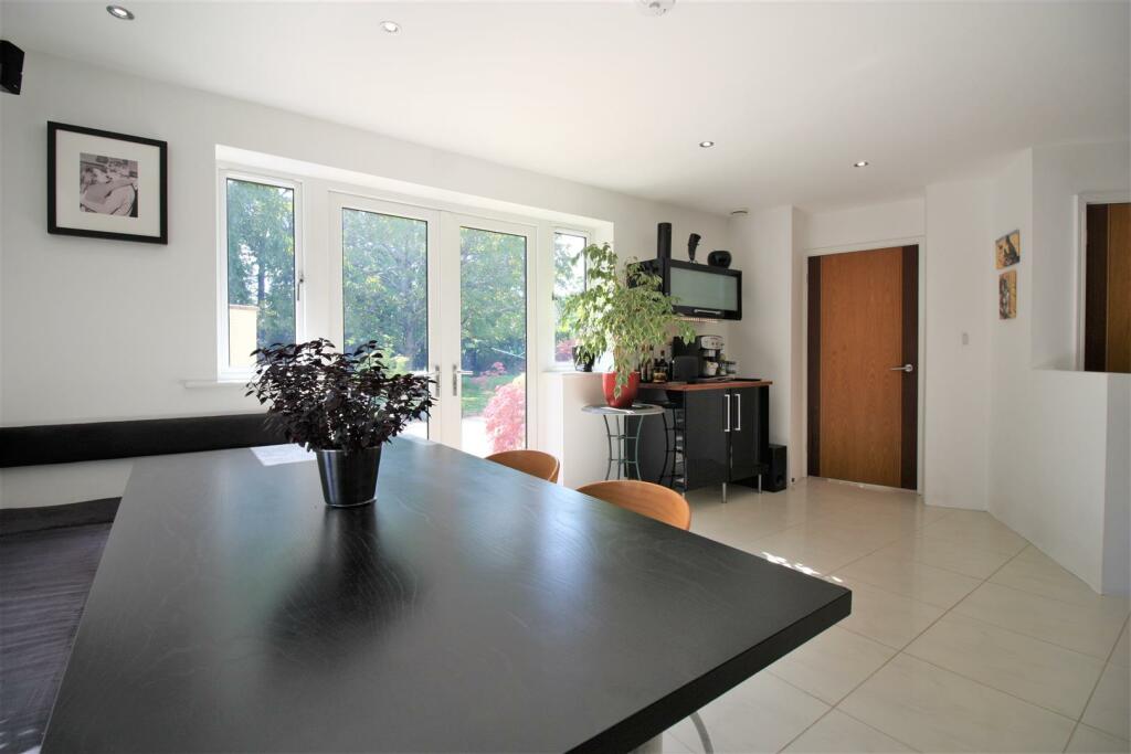Additional property image - Ashley Drive South, Ashley Heath, Ringwood