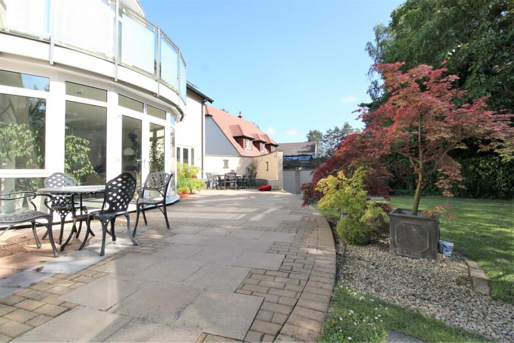 Additional property image - Ashley Drive South, Ashley Heath, Ringwood