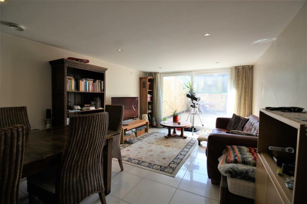 Additional property image - Ashley Drive South, Ashley Heath, Ringwood