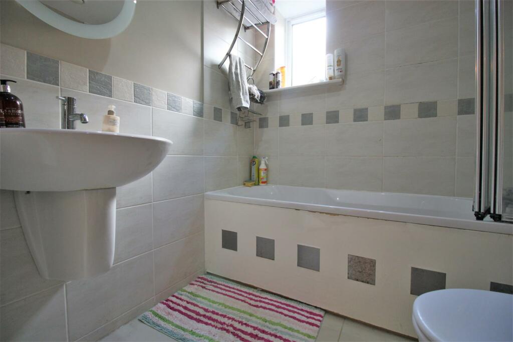 Additional property image - Ashley Drive South, Ashley Heath, Ringwood