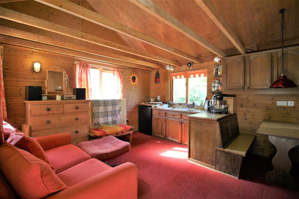 Additional property image - Ashley Drive South, Ashley Heath, Ringwood