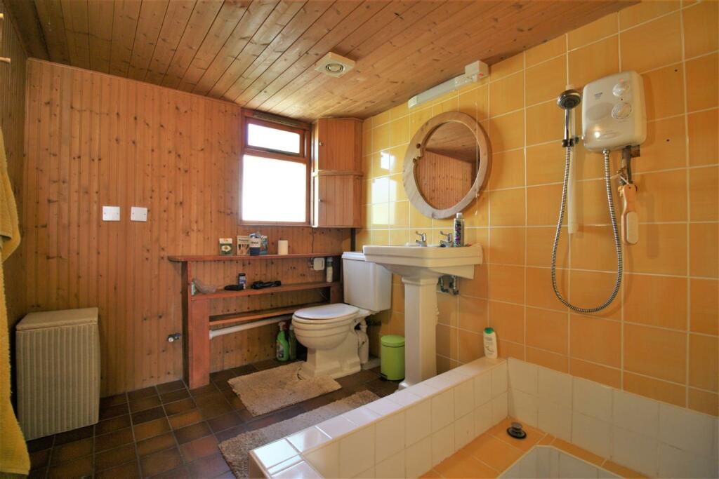 Additional property image - Ashley Drive South, Ashley Heath, Ringwood