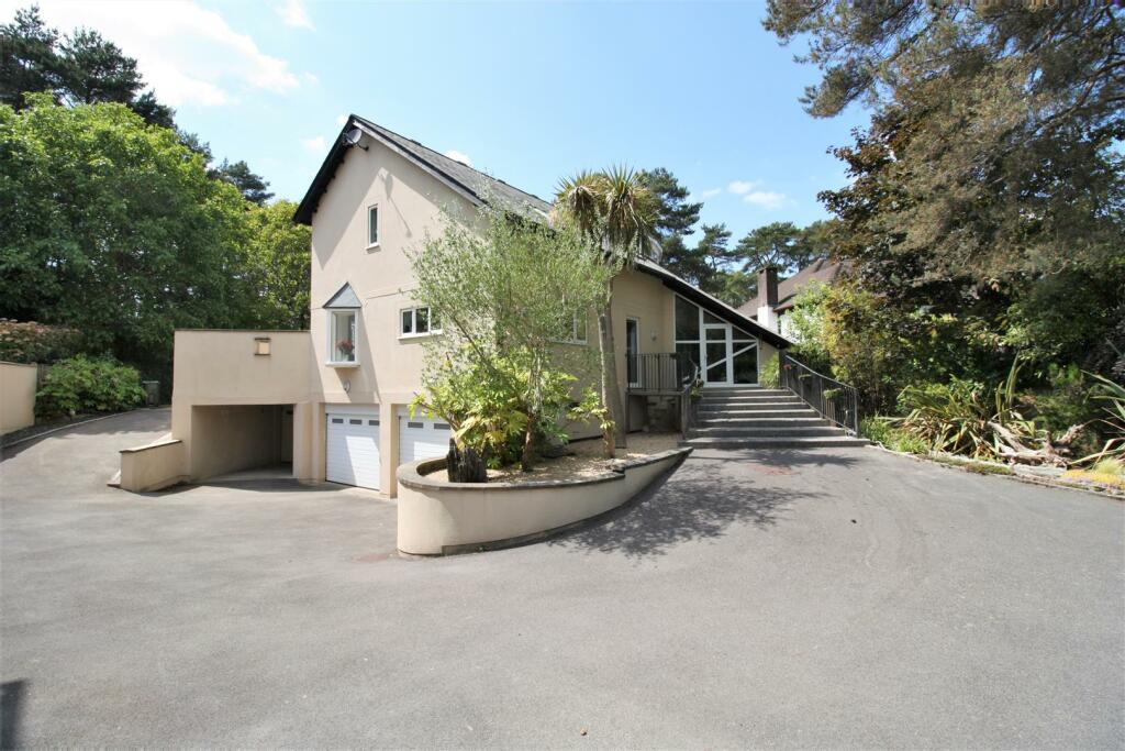 Additional property image - Ashley Drive South, Ashley Heath, Ringwood