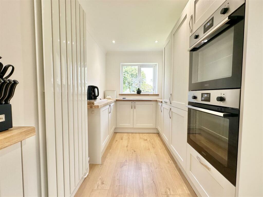 Additional property image - Wallisdown Road, Bournemouth