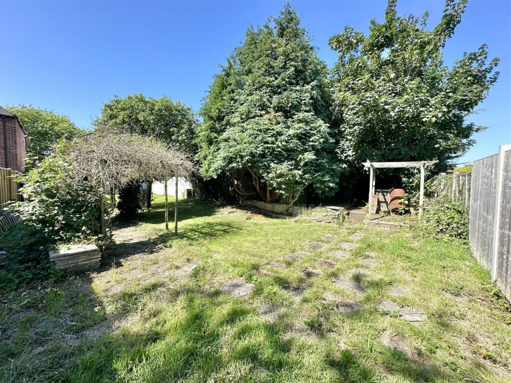 Additional property image - Wallisdown Road, Bournemouth
