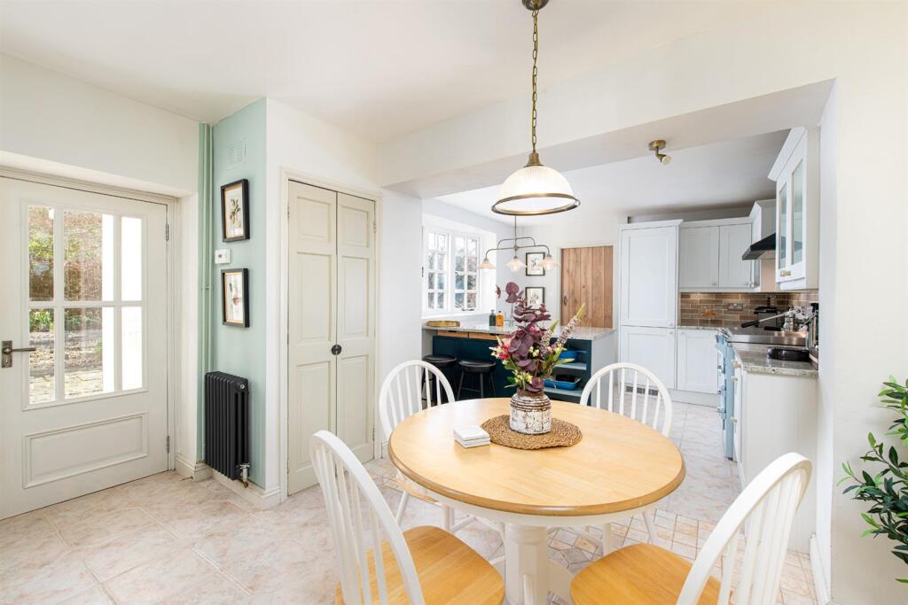 Additional property image - Front Street, Churchill