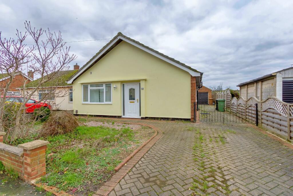3 bedroom semi-detached bungalow for sale in Canterbury Road, Werrington Village, PE4