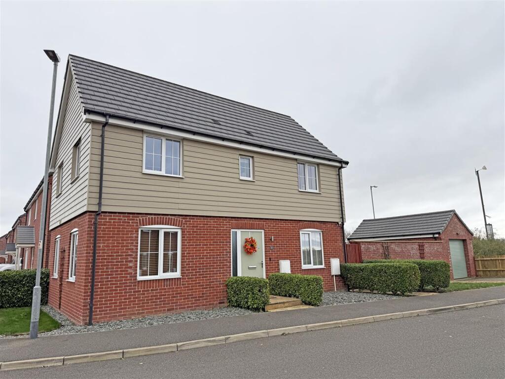 Main image of property: Goldcrest Road, Crowland, Peterborough