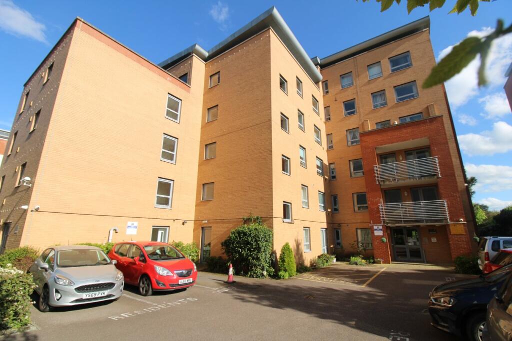 Main image of property: Danestrete, Stevenage, SG1