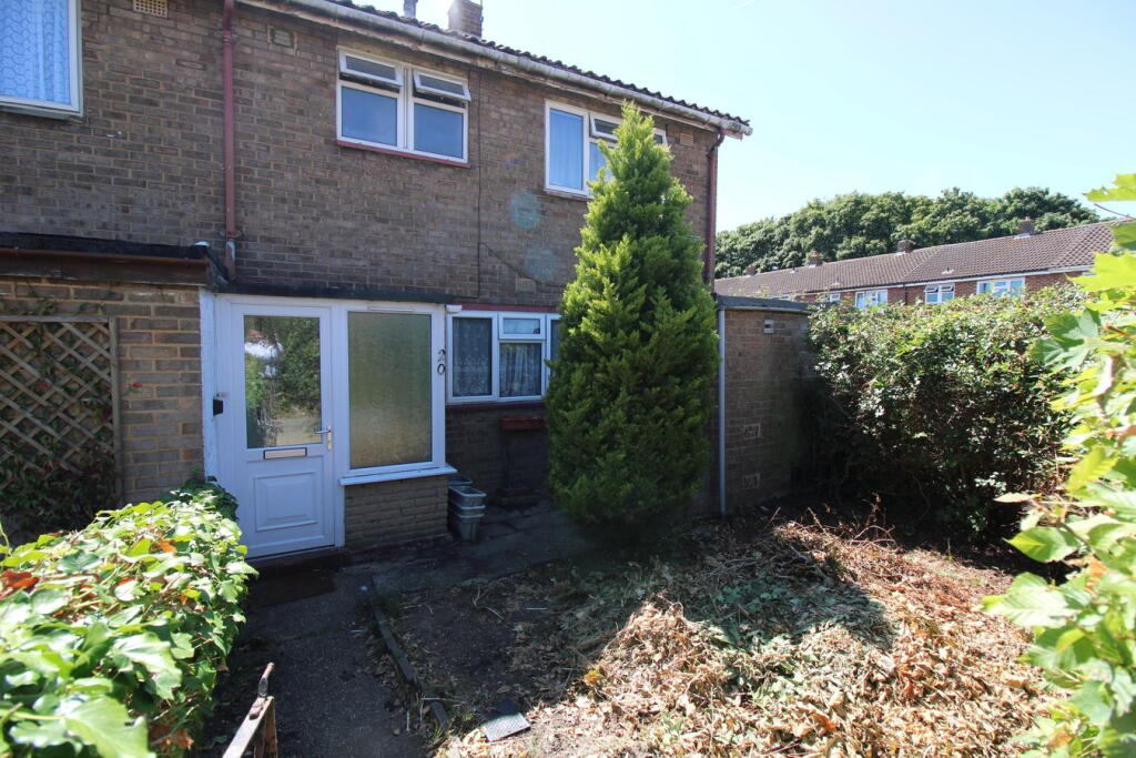 Main image of property: Abbots Grove, Stevenage, SG1