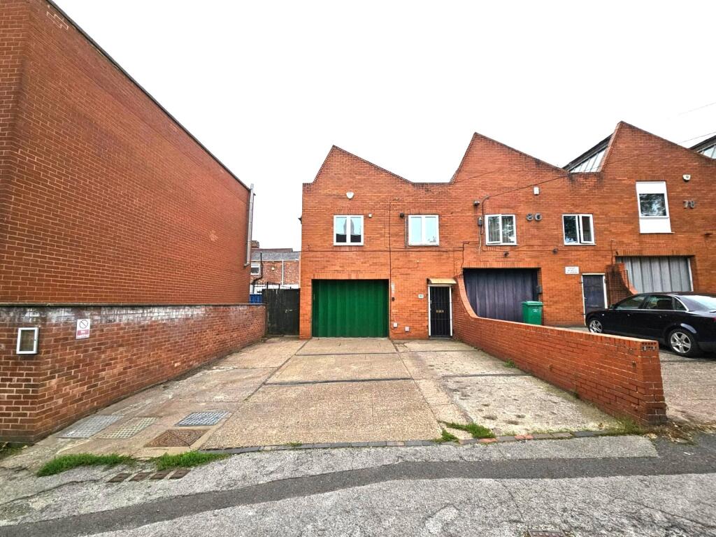 Main image of property: Mansfield Street, Nottingham, Nottinghamshire, NG5