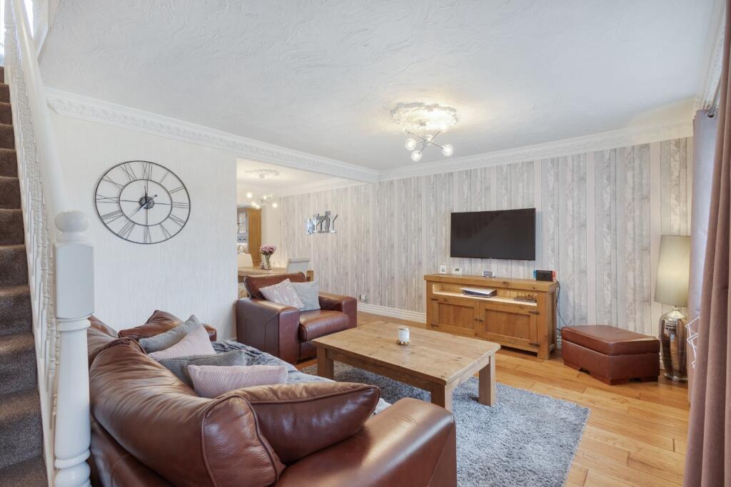 Additional property image - Crosshill Walk, Bolton, Lancashire, BL3