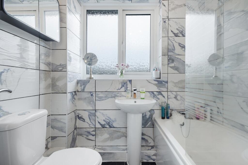 Additional property image - Crosshill Walk, Bolton, Lancashire, BL3