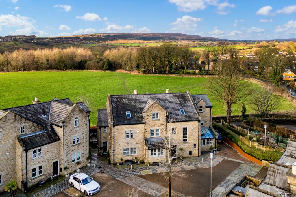 Main image of property: Dunscar Grange, Bromley Cross, Bolton, Lancashire, BL7