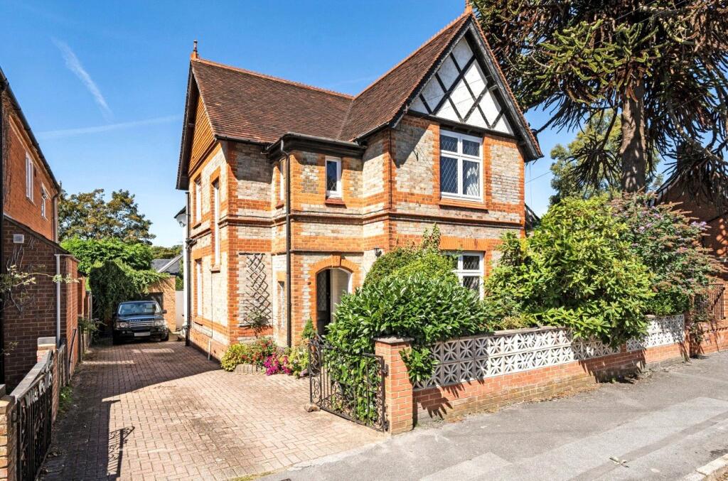 Main image of property: Forest Road, Crowthorne, Berkshire, RG45