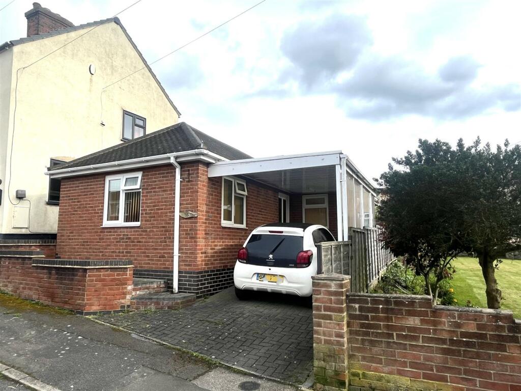 1 bedroom detached bungalow for sale in Windmill Street, Church Gresley