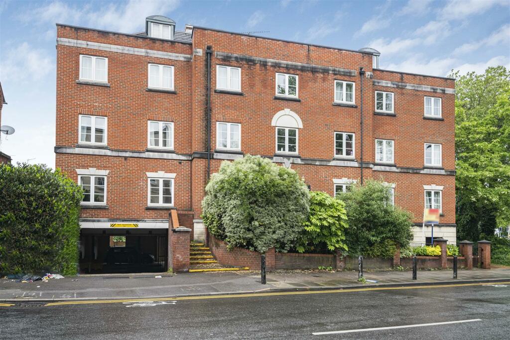 2 bedroom apartment for rent in 114 Castle Street, Reading, RG1