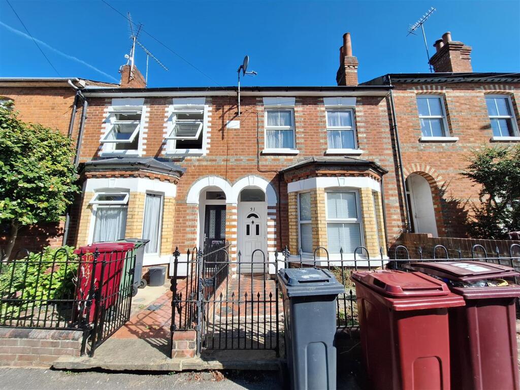 Main image of property: De Beauvoir