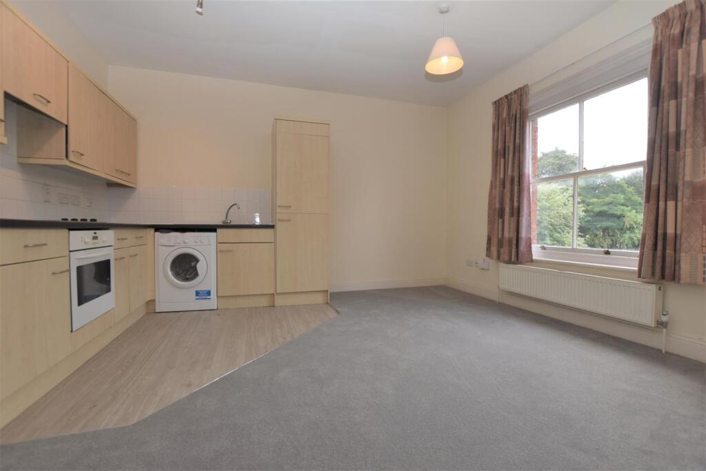 Main image of property: Redlands Road, Reading, Berkshire