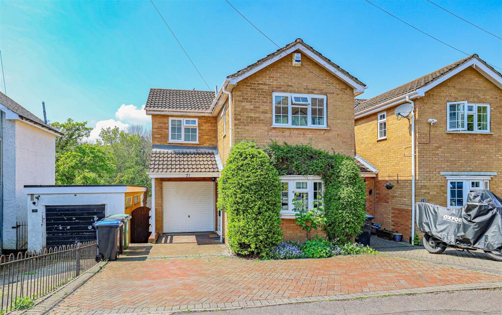 3 bedroom house for sale in Sunnyhill Road, Hemel Hempstead, HP1