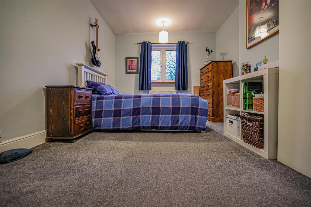 Additional property image - Luton Road, Harpenden, AL5