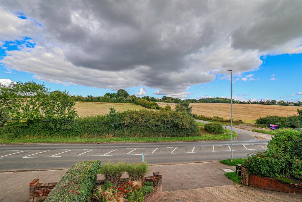 Additional property image - Luton Road, Harpenden, AL5