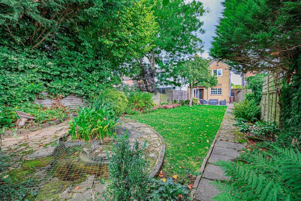 Additional property image - Luton Road, Harpenden, AL5