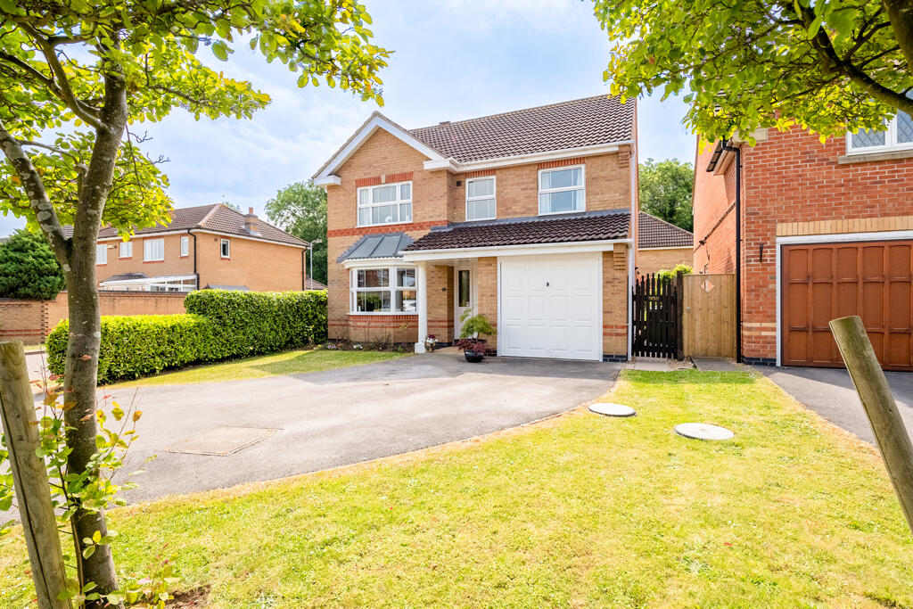 4 bedroom detached house for sale in The Harrows, Welton, Lincoln