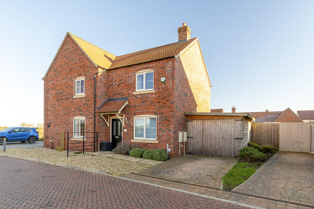Main image of property: Top Farm Avenue, Navenby, Lincoln, Lincolnshire, LN5 0FN