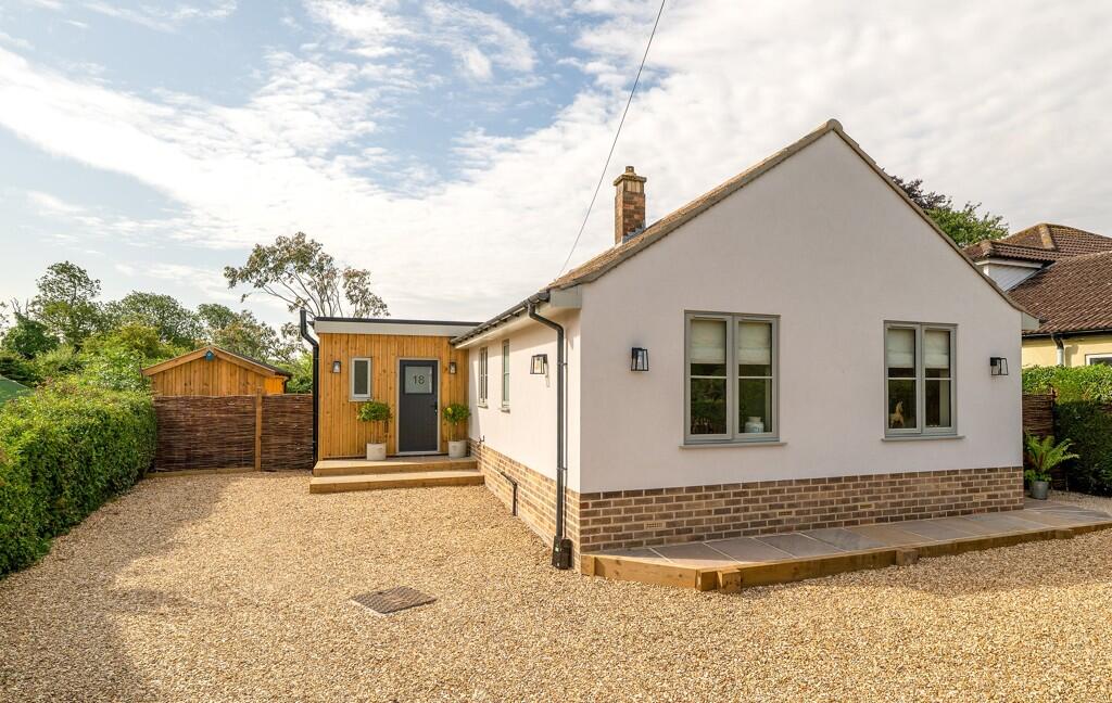 Main image of property: Little Gables, Craypool Lane, Scothern, Lincoln, Lincolnshire, LN2 2UU