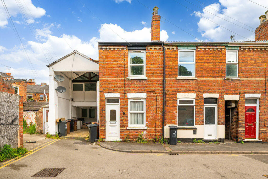 Main image of property: Gibbeson Street, Lincoln, Lincolnshire, LN5 8JP