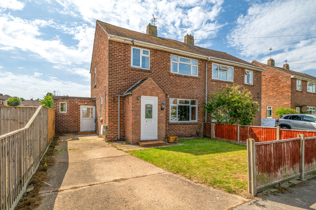 Main image of property: Clive Avenue, Lincoln, Lincolnshire, LN6 7UR