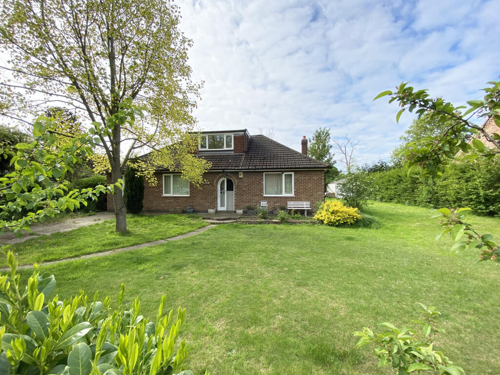Main image of property: Red Roofs, Waltons Lane, North Muskham, Newark, Nottinghamshire, NG23 6EU