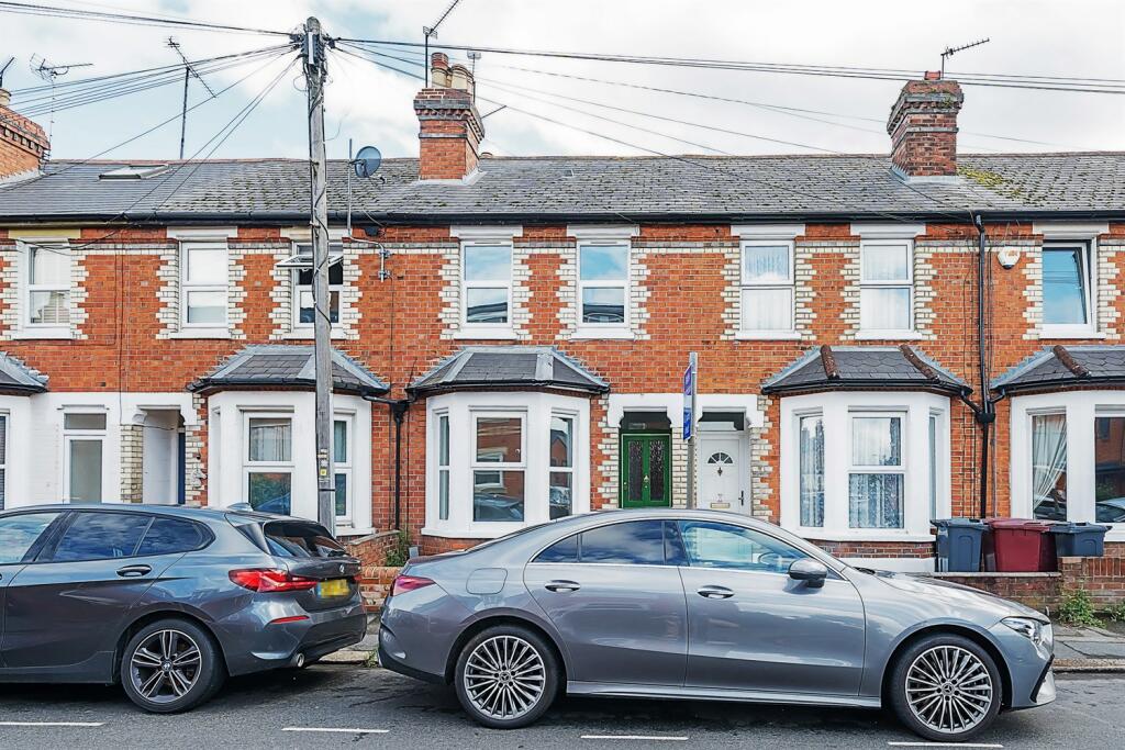 2 bedroom terraced house for rent in Addison Road, Reading, RG1