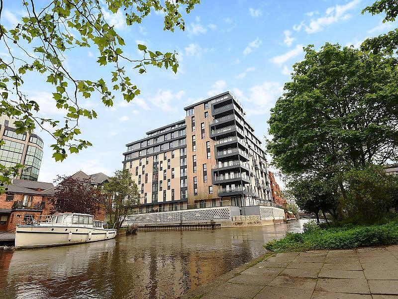 Main image of property: Kennet House, 80 Kings Road, Reading, RG1