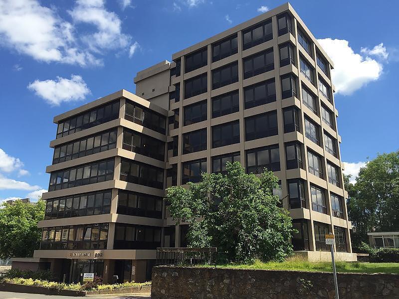 Main image of property: Hanover House, Kings Road, Reading, RG1