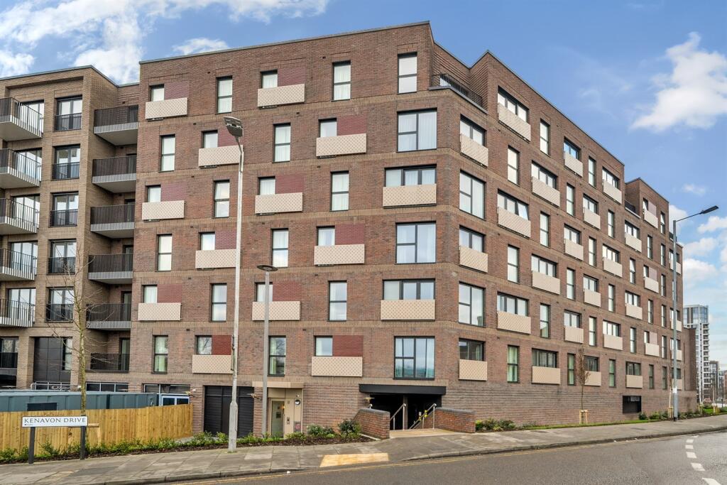 Main image of property: Palmer Street, Reading, RG1