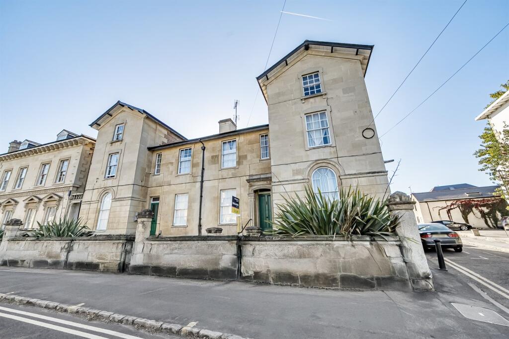 Main image of property: Eldon Road, Reading, RG1