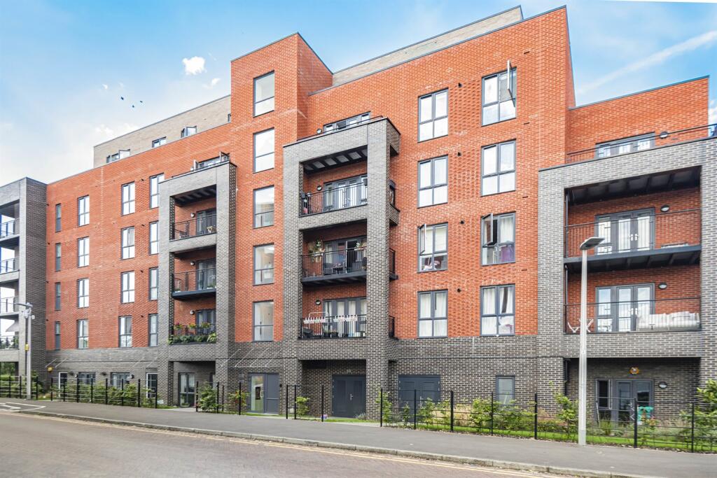 Main image of property: Nightingale Way, Reading, RG30