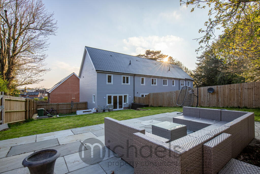 3 bedroom town house for sale in Mcdowell Mews, Halstead, Halstead, CO9